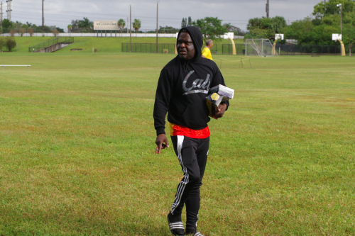 Red-and-gold-match-2024-00320