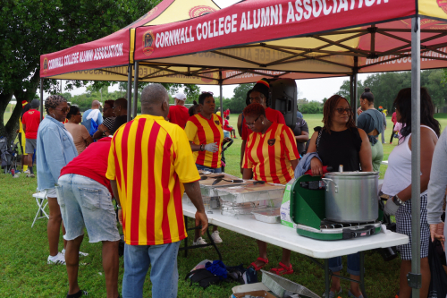 Red-and-gold-match-2024-00388